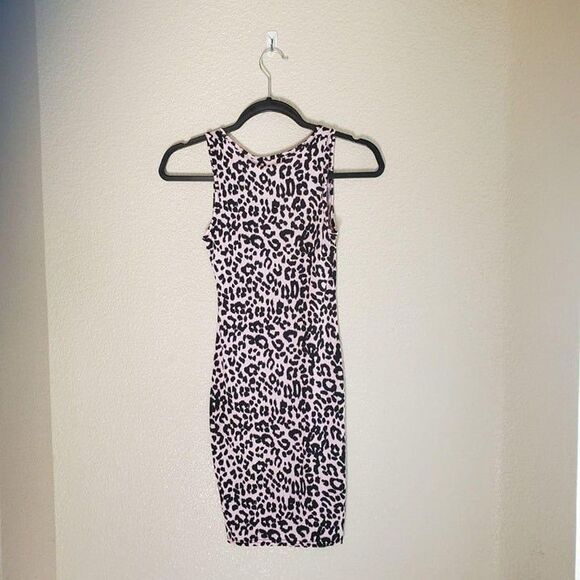 PrettyLittleThing Womens Dress Pink 2 Animal Print Body Con Mini Scoop Neck New - Picture 6 of 9